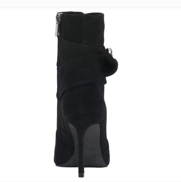 🖤🔹️Vince Camuto🔹️ Womens ANTAYA Suede Peep Toe Ankle Booties Shoes - Picture 6 of 6